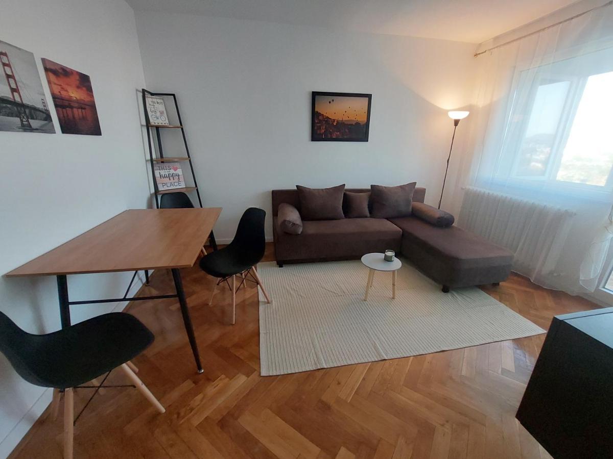 Eli'S Apartments -Ultracentral Near Palas 이아시 외부 사진
