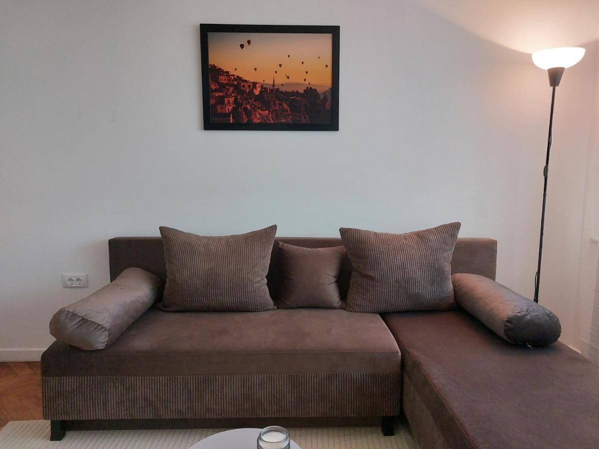 Eli'S Apartments -Ultracentral Near Palas 이아시 외부 사진