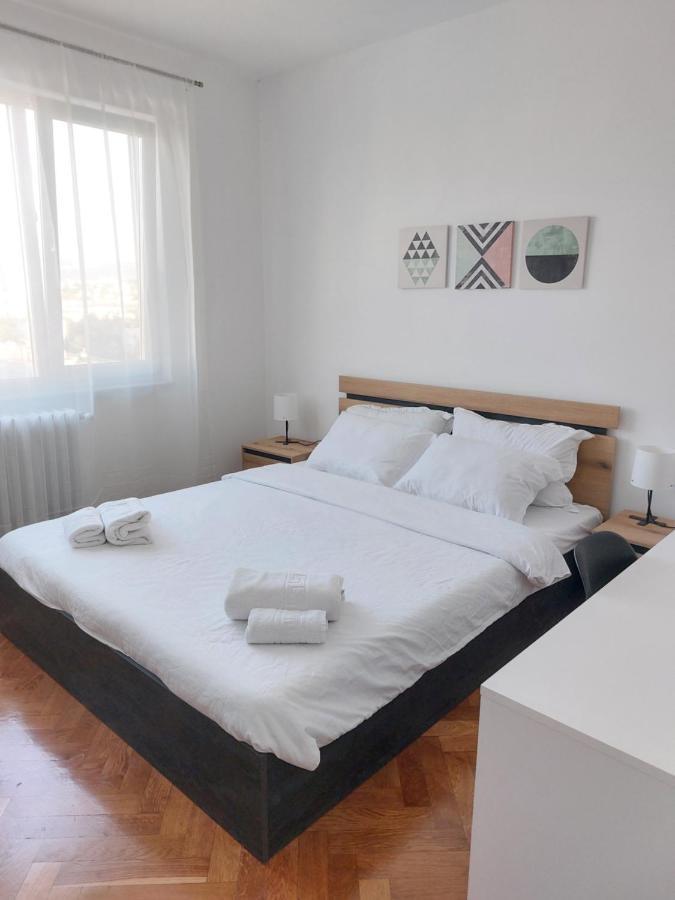 Eli'S Apartments -Ultracentral Near Palas 이아시 외부 사진